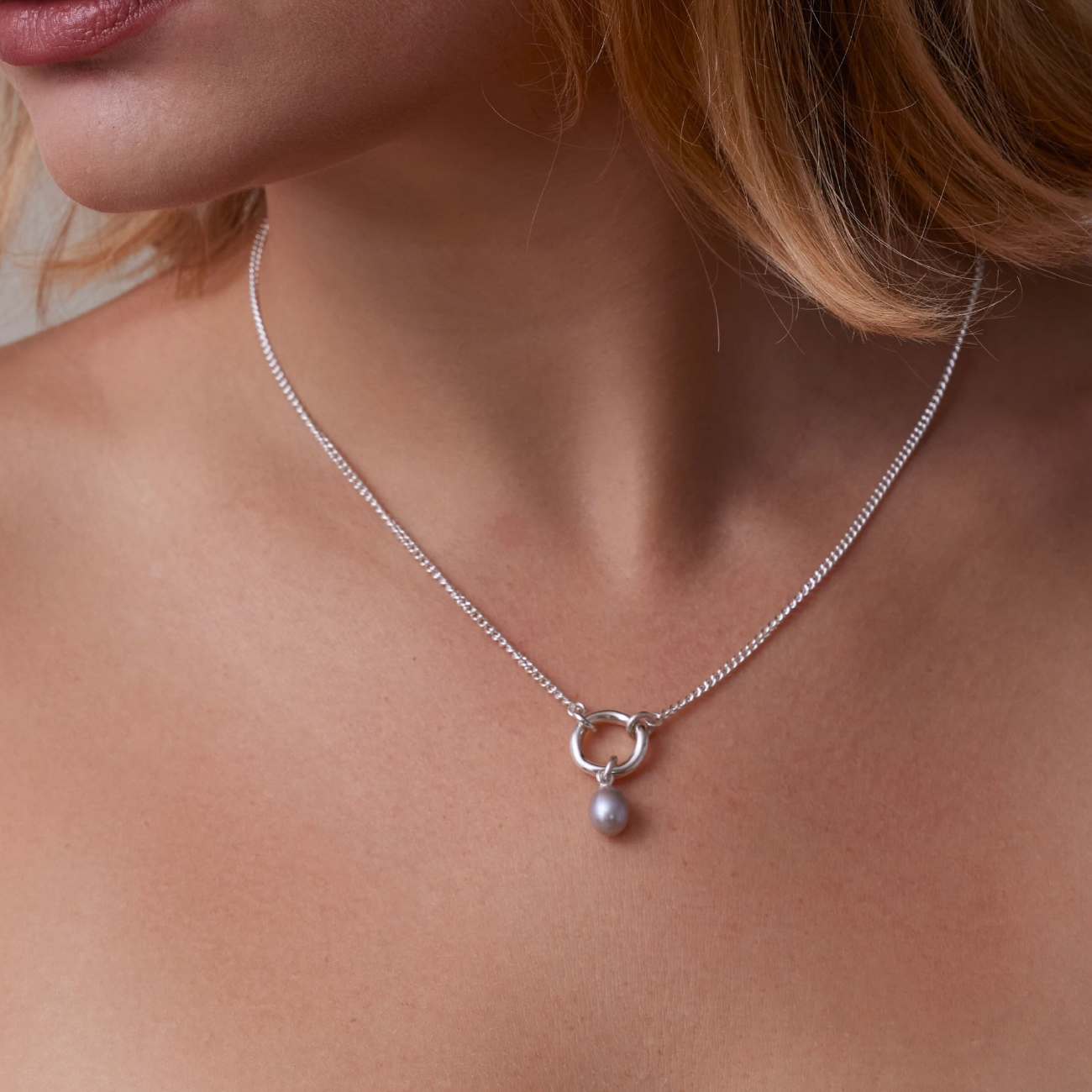 Pearly Necklace - Silver