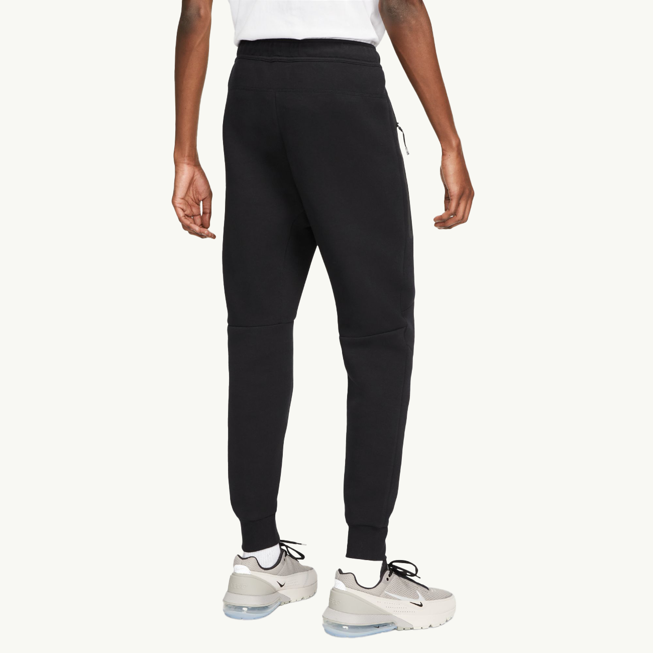 Nike Tech Fleece Jogger - Black