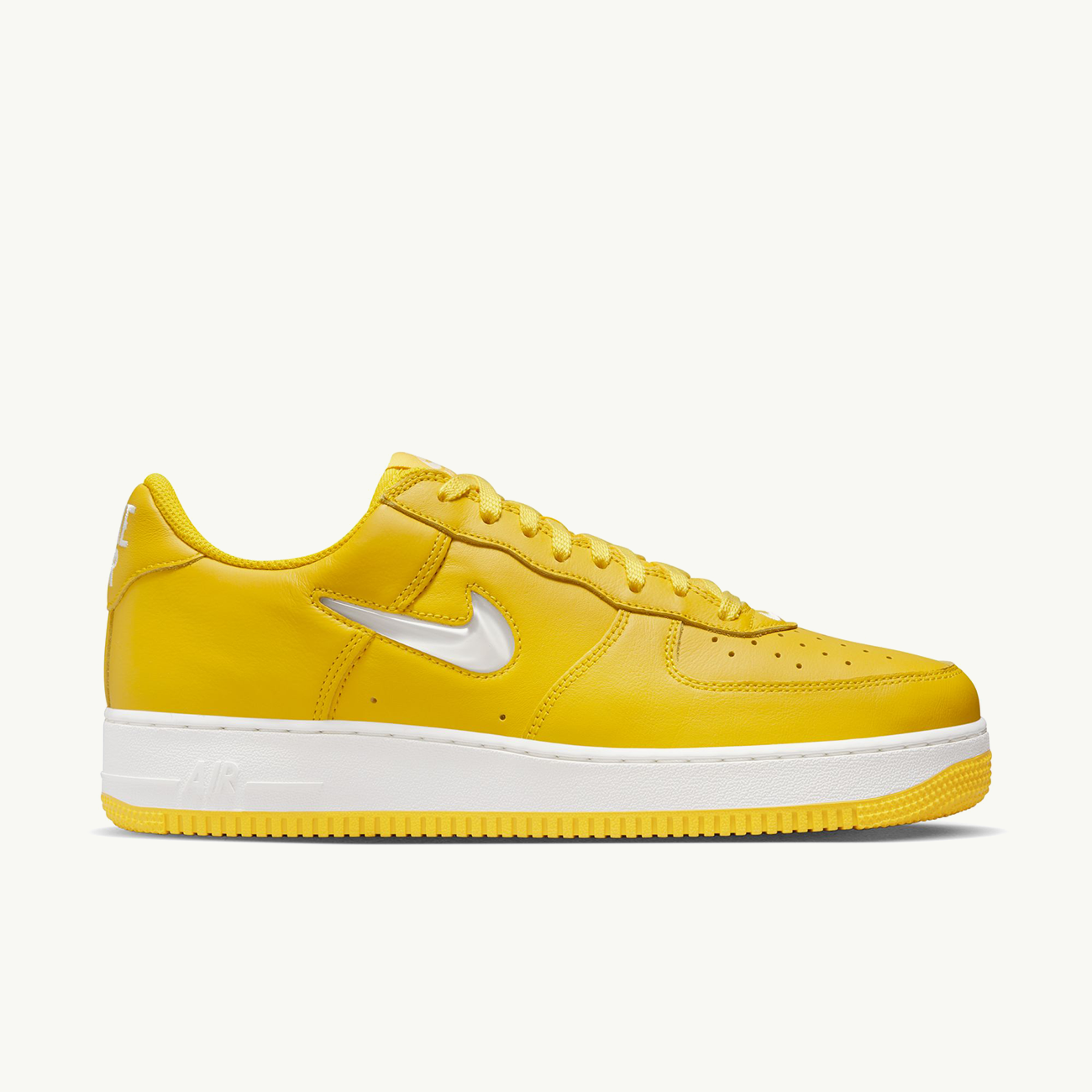 Air Force 1 Low Retro - Summit White/Speed Yellow