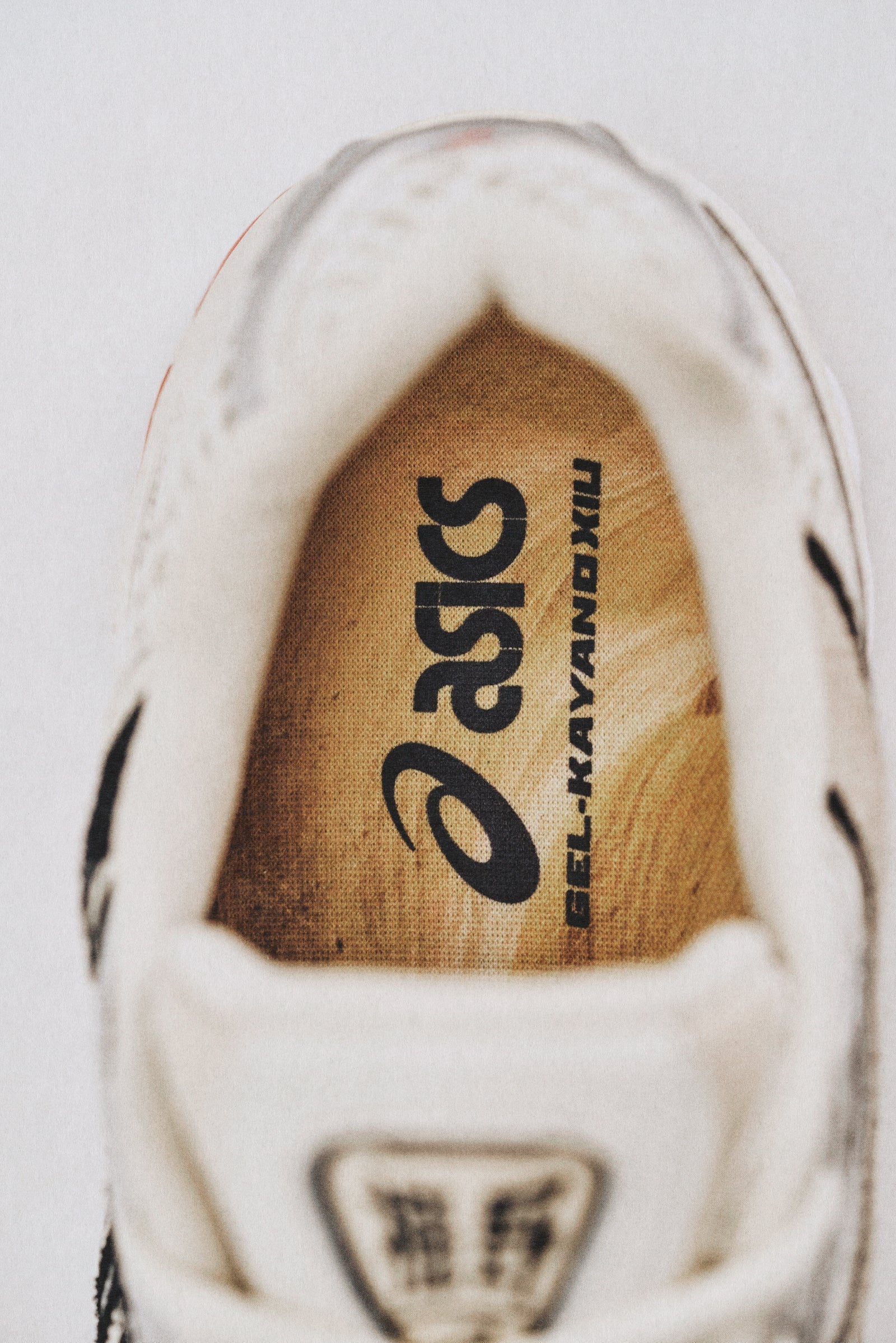Lapstone & Hammer x Gel-Kayano 12.1 - Cream/Pure Silver