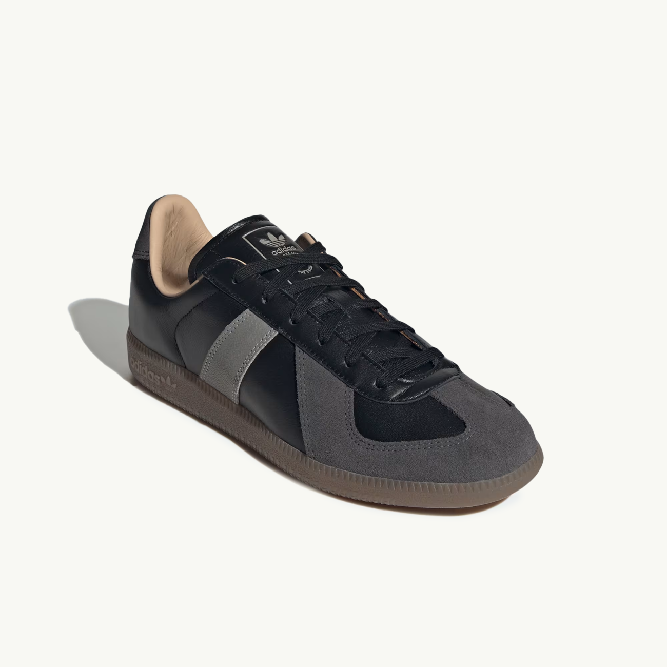BW Army - Core Black/Charcoal Solid Grey/Gum