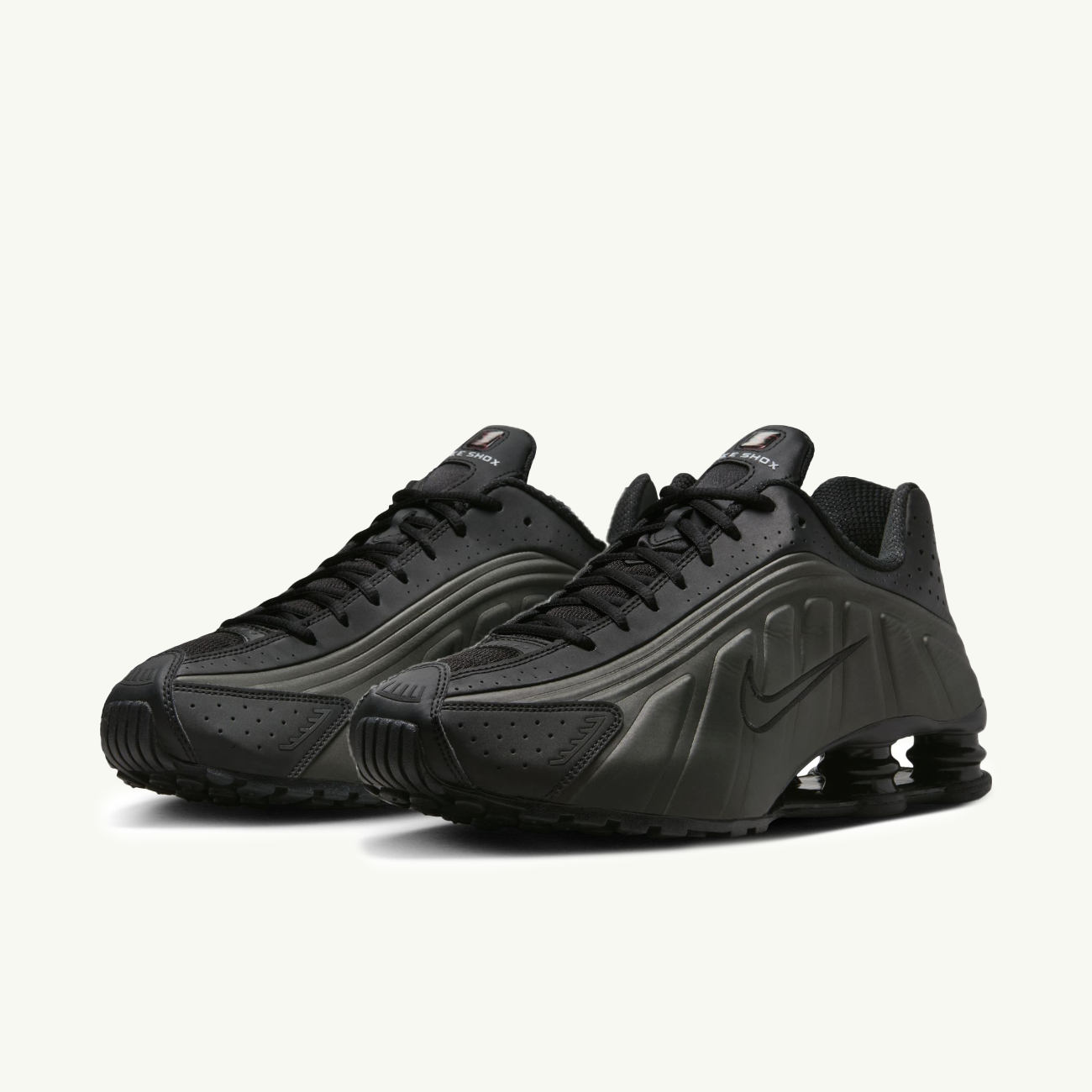 Nike Shox R4 - Black