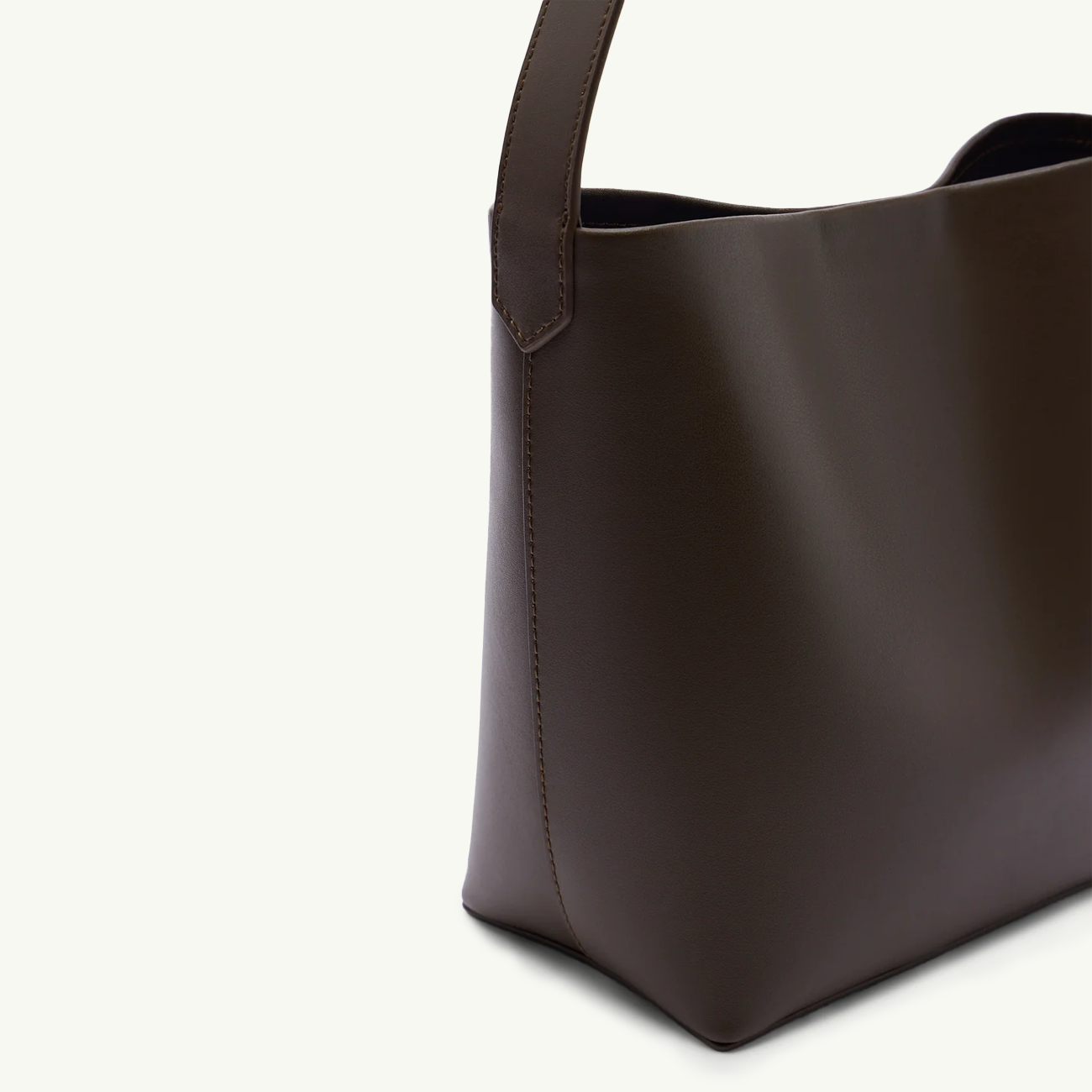 Nova Mini Bucket Bag - Walnut
