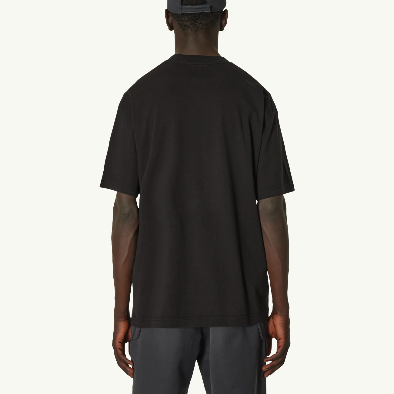 Light Regular Tee - Black