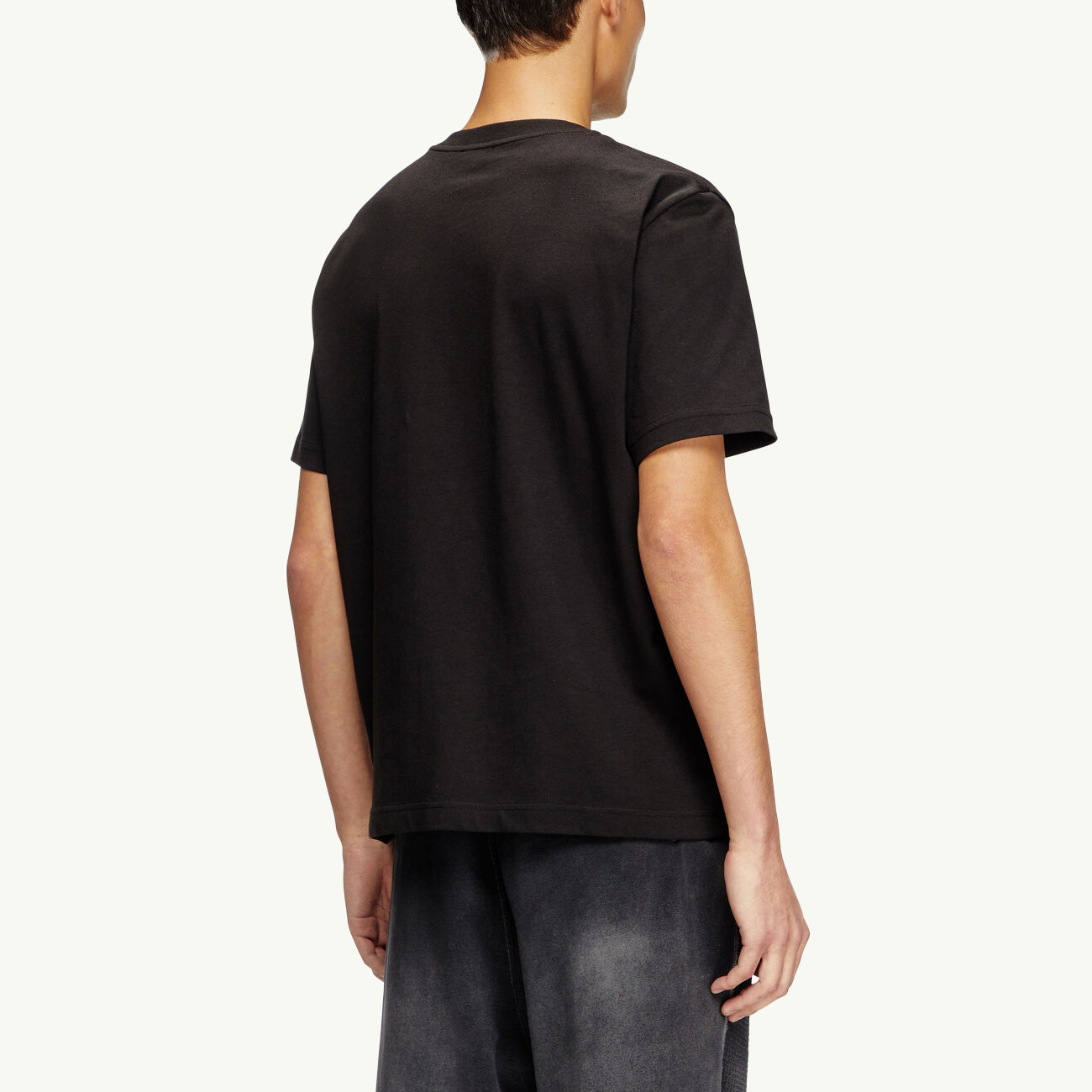 T-Adjust-Bigoval T-Shirt - Black