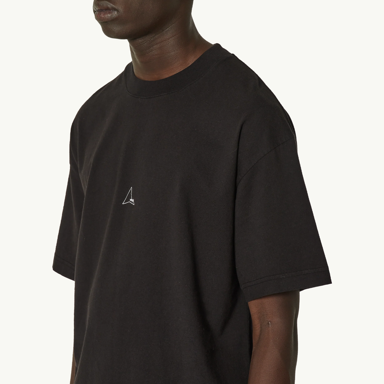 Light Regular Tee - Black