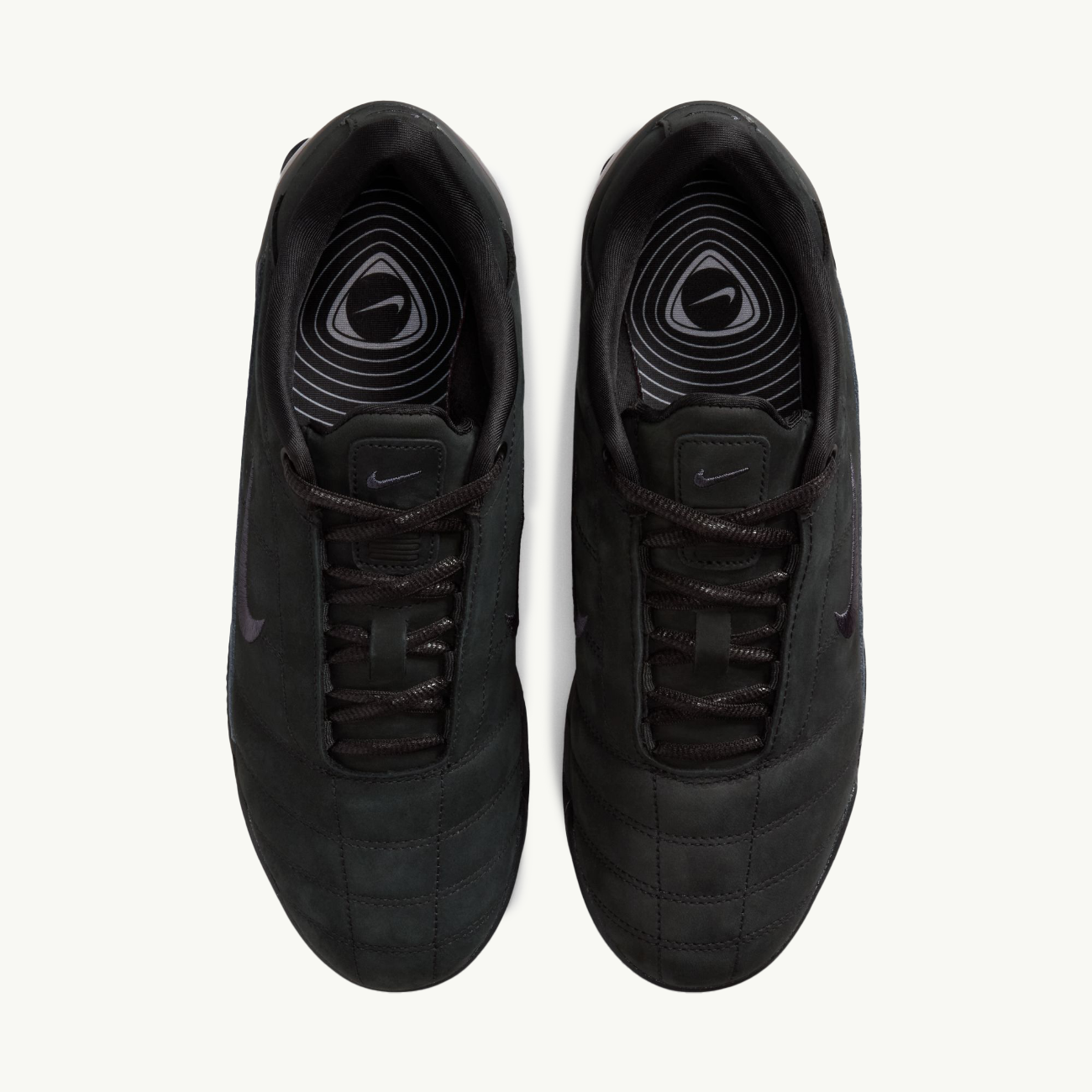 Women's Total 90 Shox Magia - Black