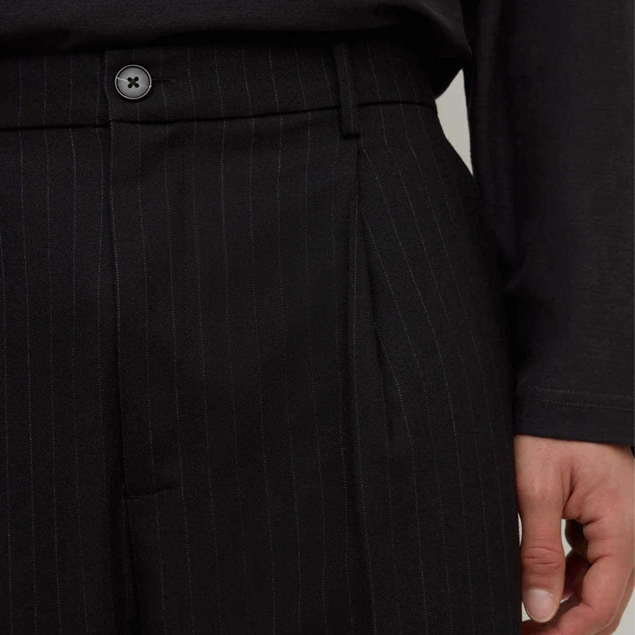 Brody Tapered Wool Pant - Black Pinstripe