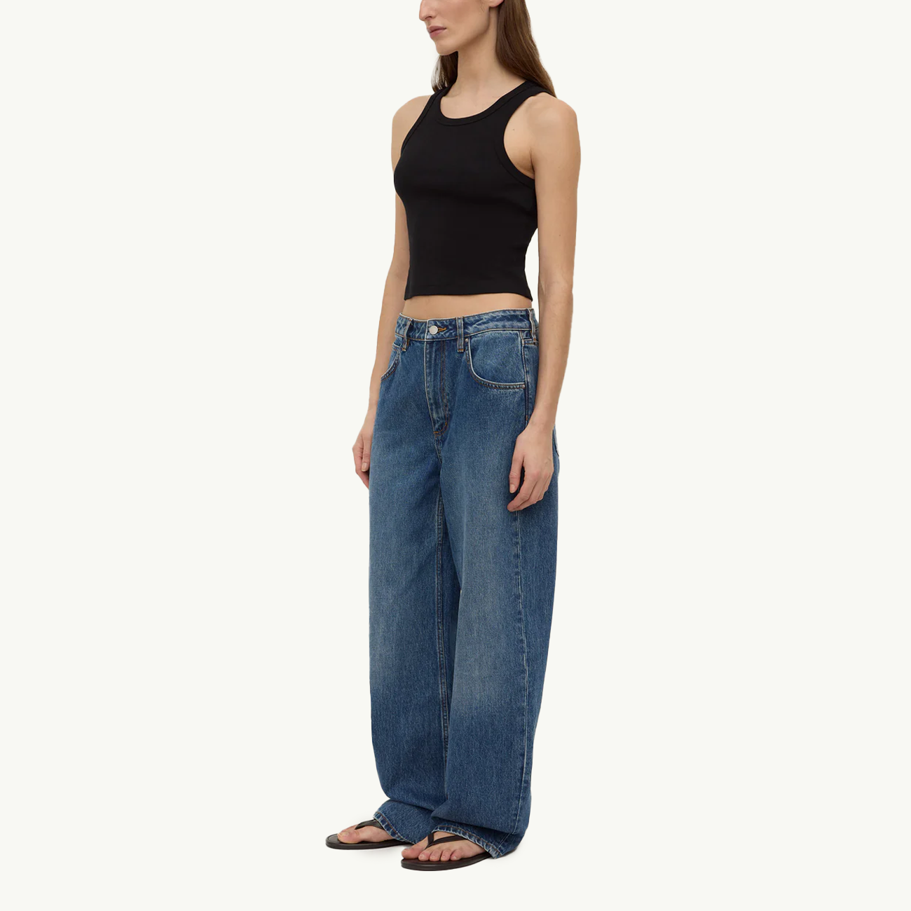 Low Curve Mid Rise Jean - Mid Blue