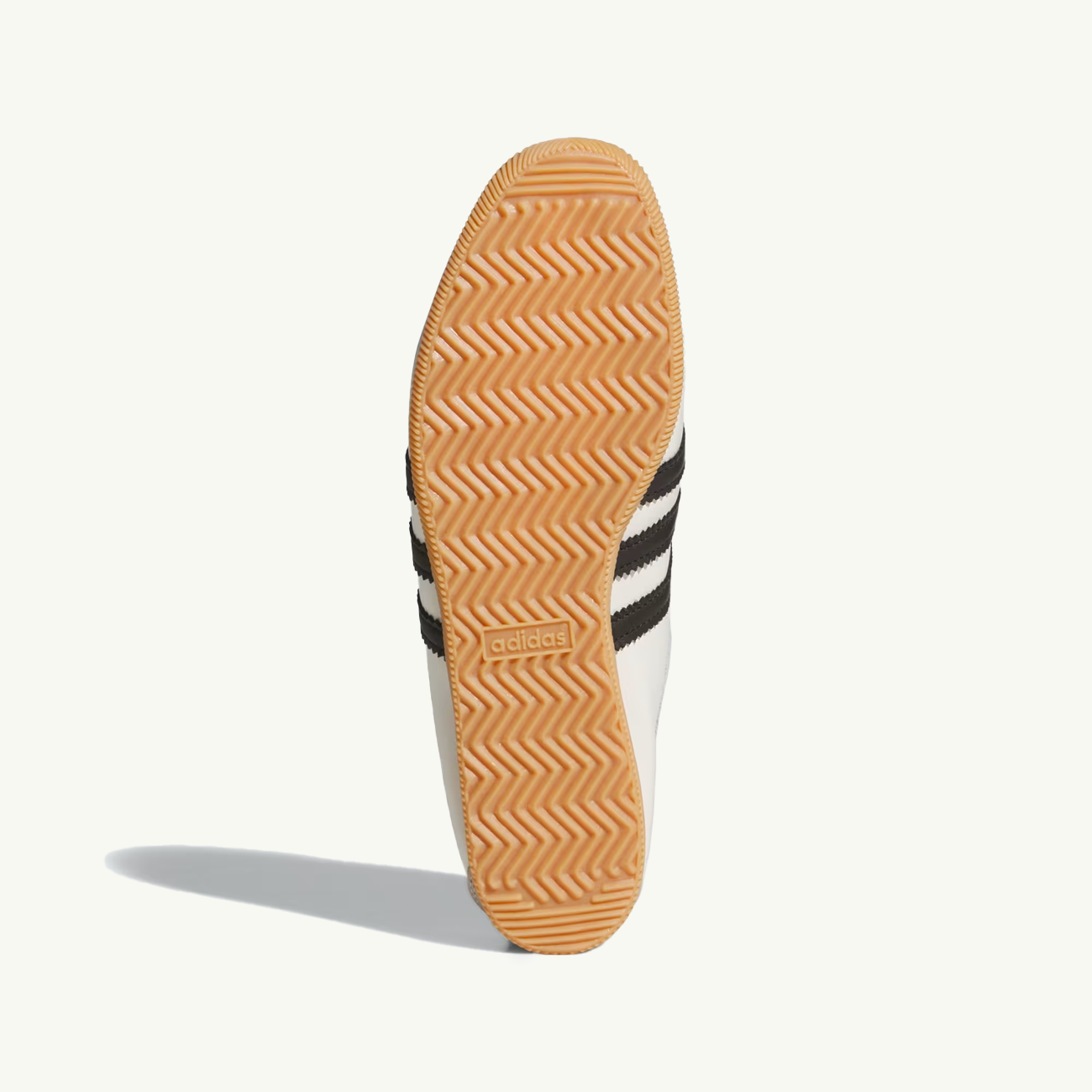 Japan - Off White/Core Black/Wonder Beige