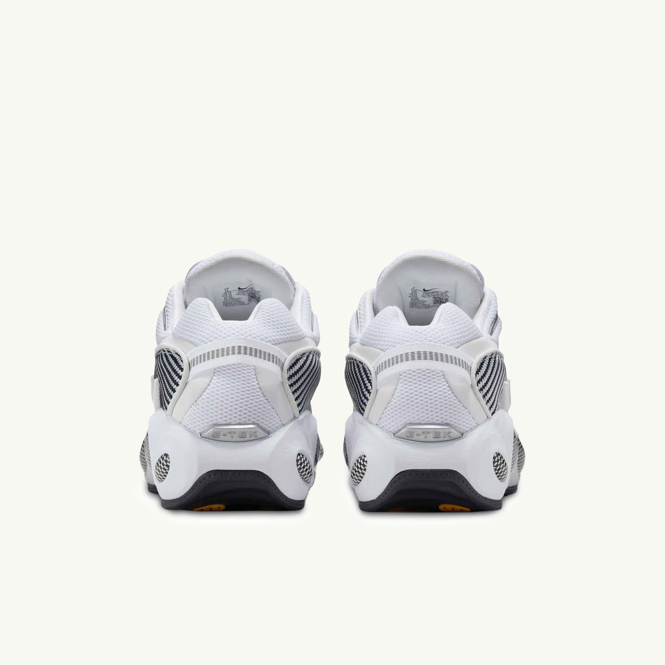 Nocta Glide - White/Black