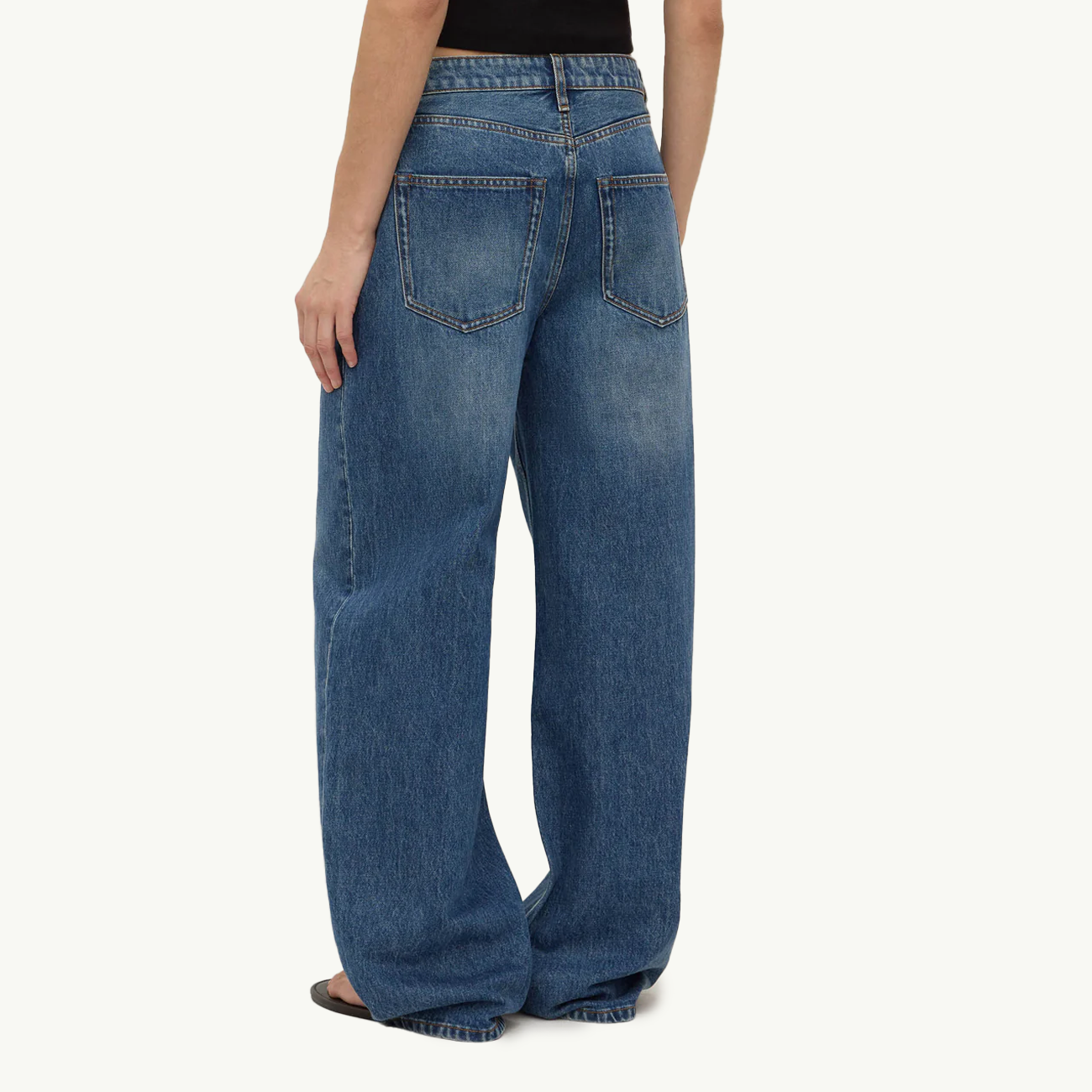 Low Curve Mid Rise Jean - Mid Blue
