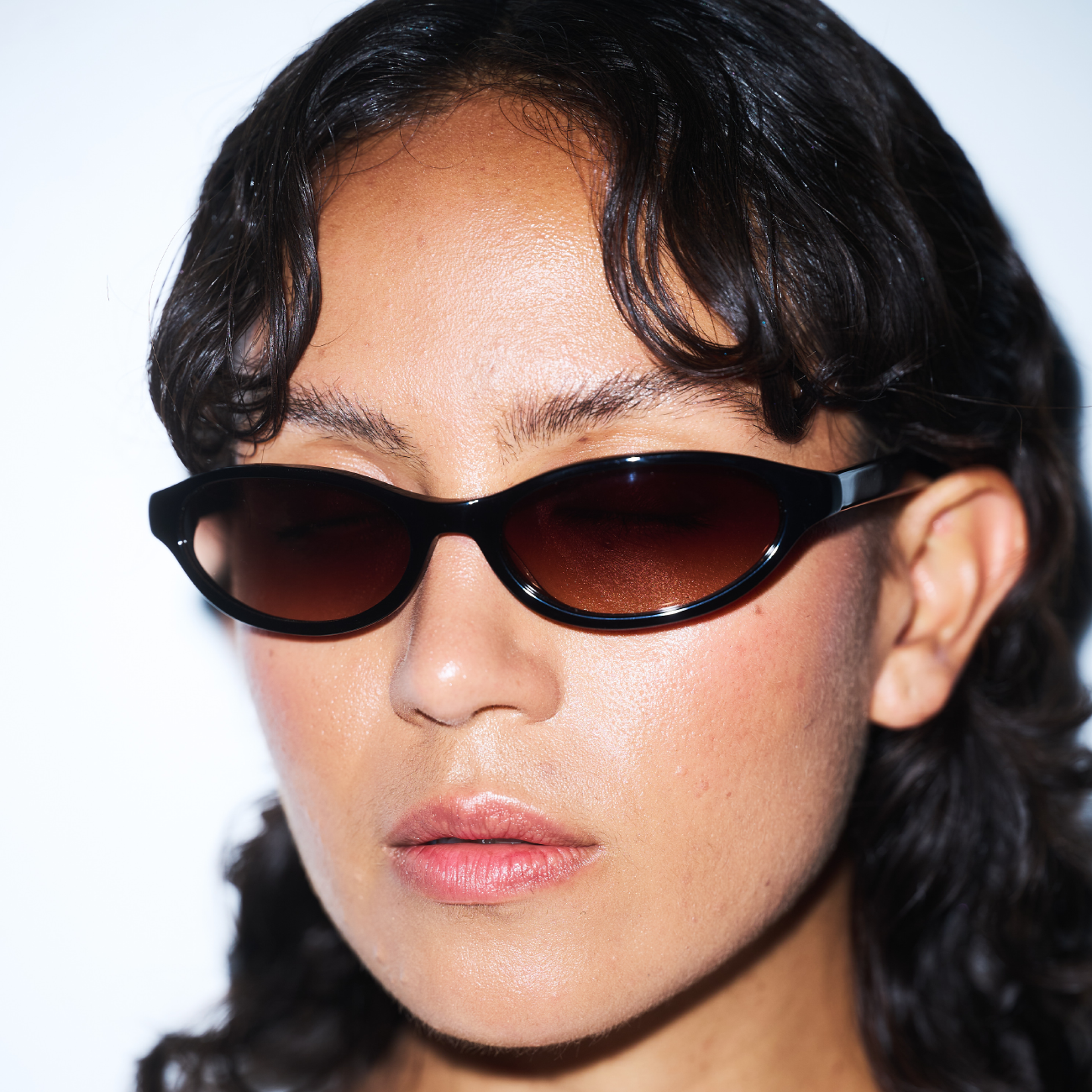 Olympia - Solid Black/Brown Gradient Lense