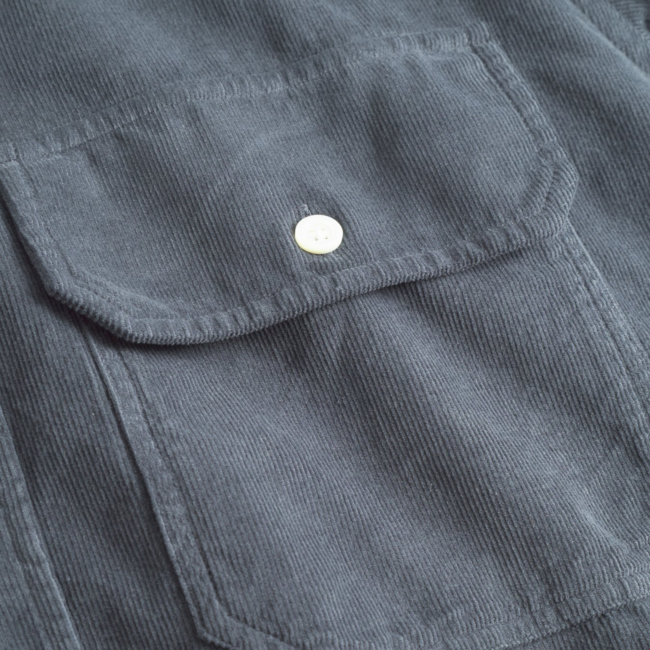 Algot Relaxed Micro Cord Shirt - Graphite