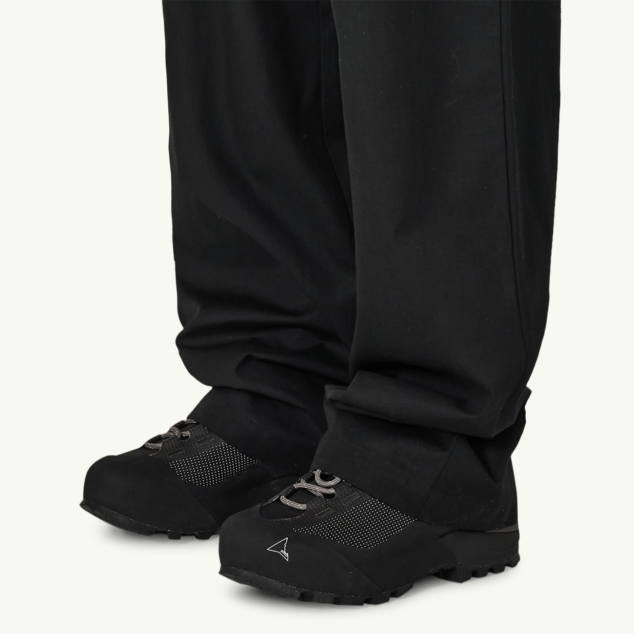Centipede Buckle Chino Pant - Black
