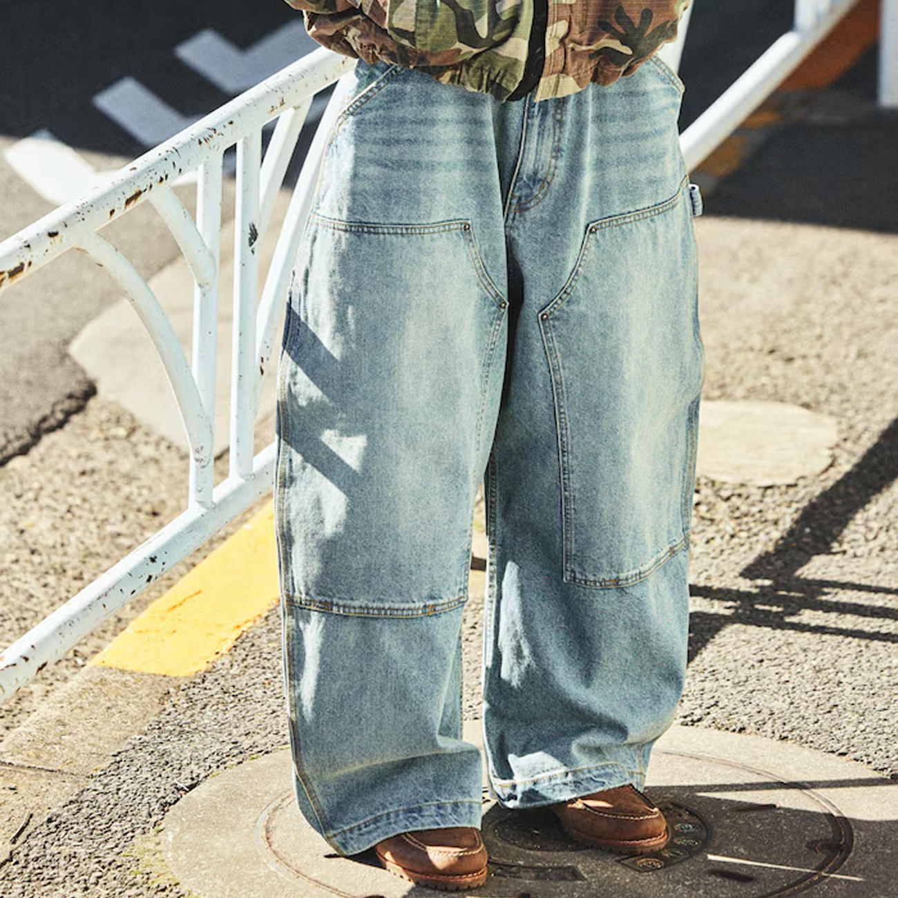 Super Wide Curve Double Knee Painter Denim Pants - Blue