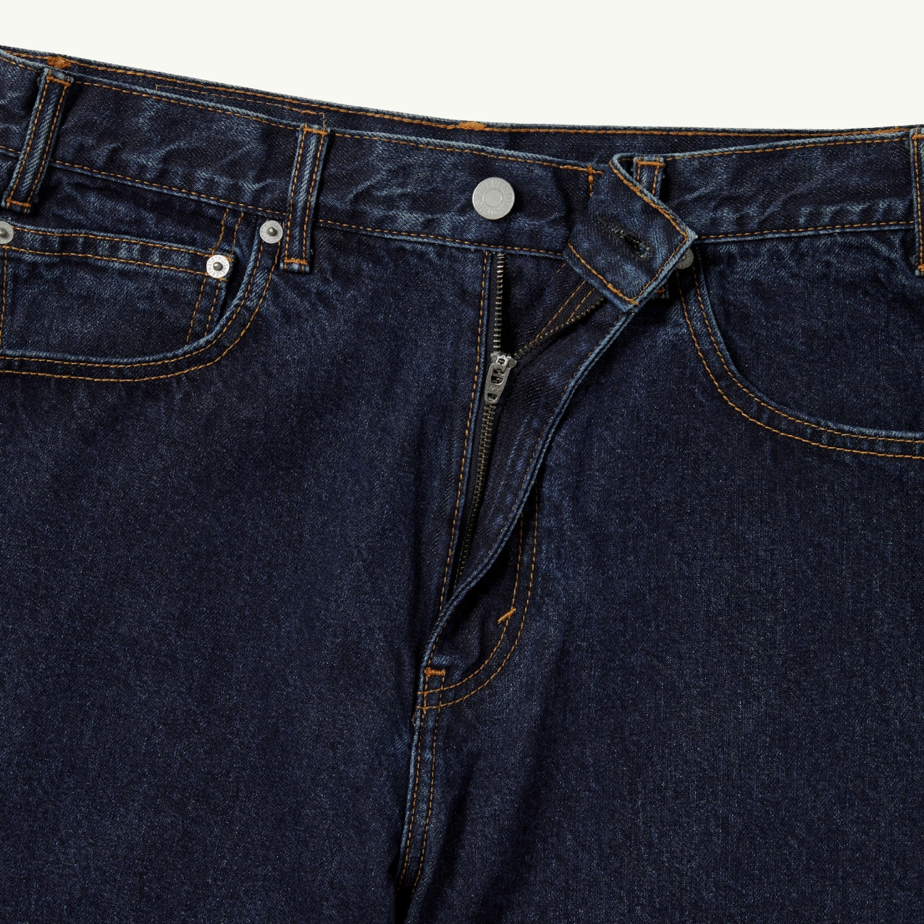 Relaxed Jeans - One Wash