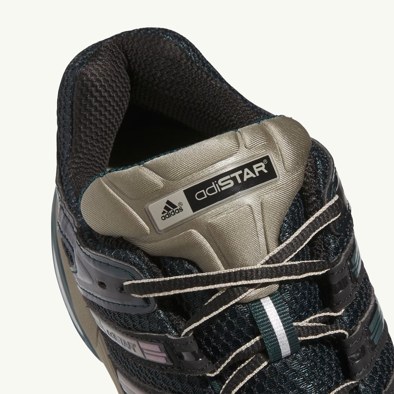 Adistar Control 5 - Core Black/Aurora Ivy