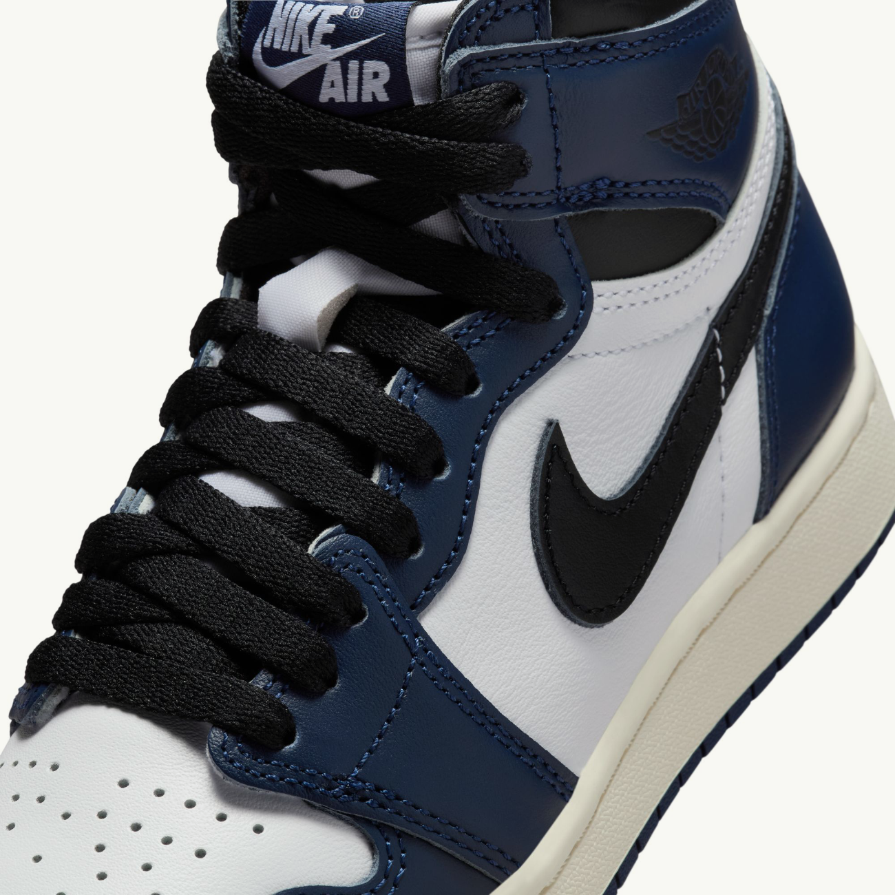 Area 51 Grade School Air Jordan 1 Retro High OG Midnight Navy