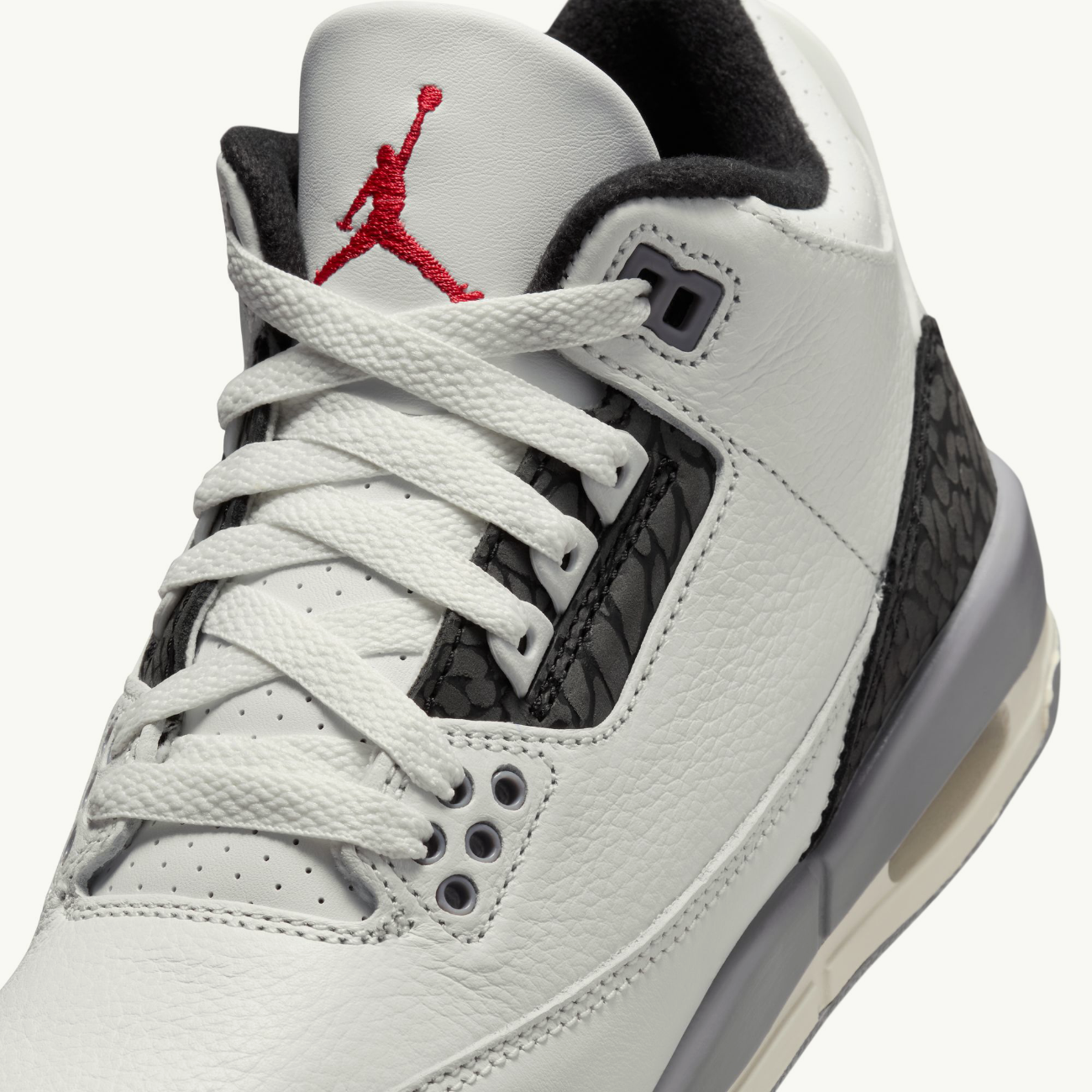 Grade School Air Jordan 3 Retro - 'Cement Grey'