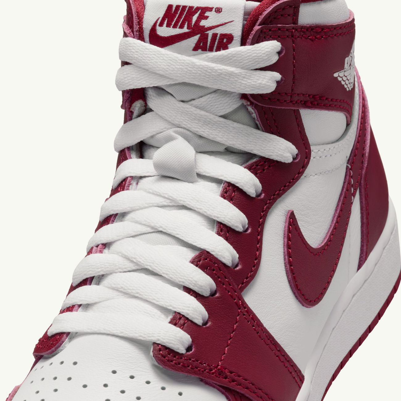 Grade School Air Jordan 1 Retro High OG - 'Artisanal Red'