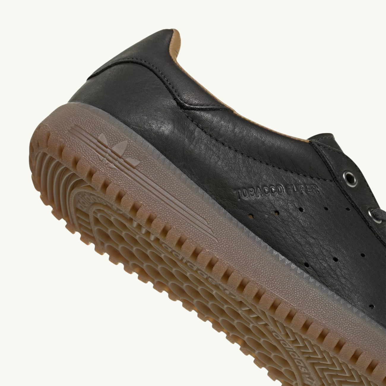 Tobacco Super - Core Black/Gum
