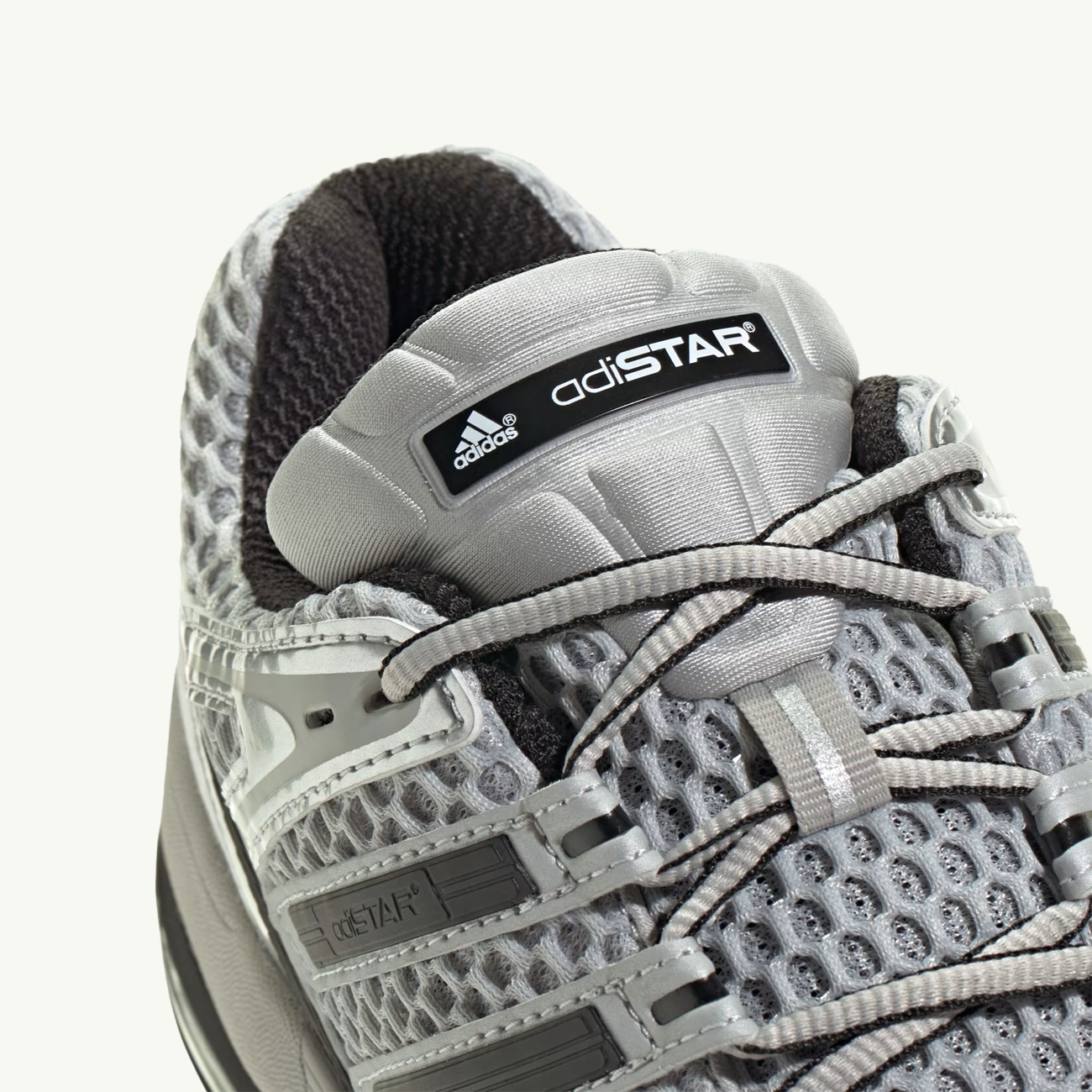 Adistar Control 5 - Grey Two/Core Black /Silver Metallic