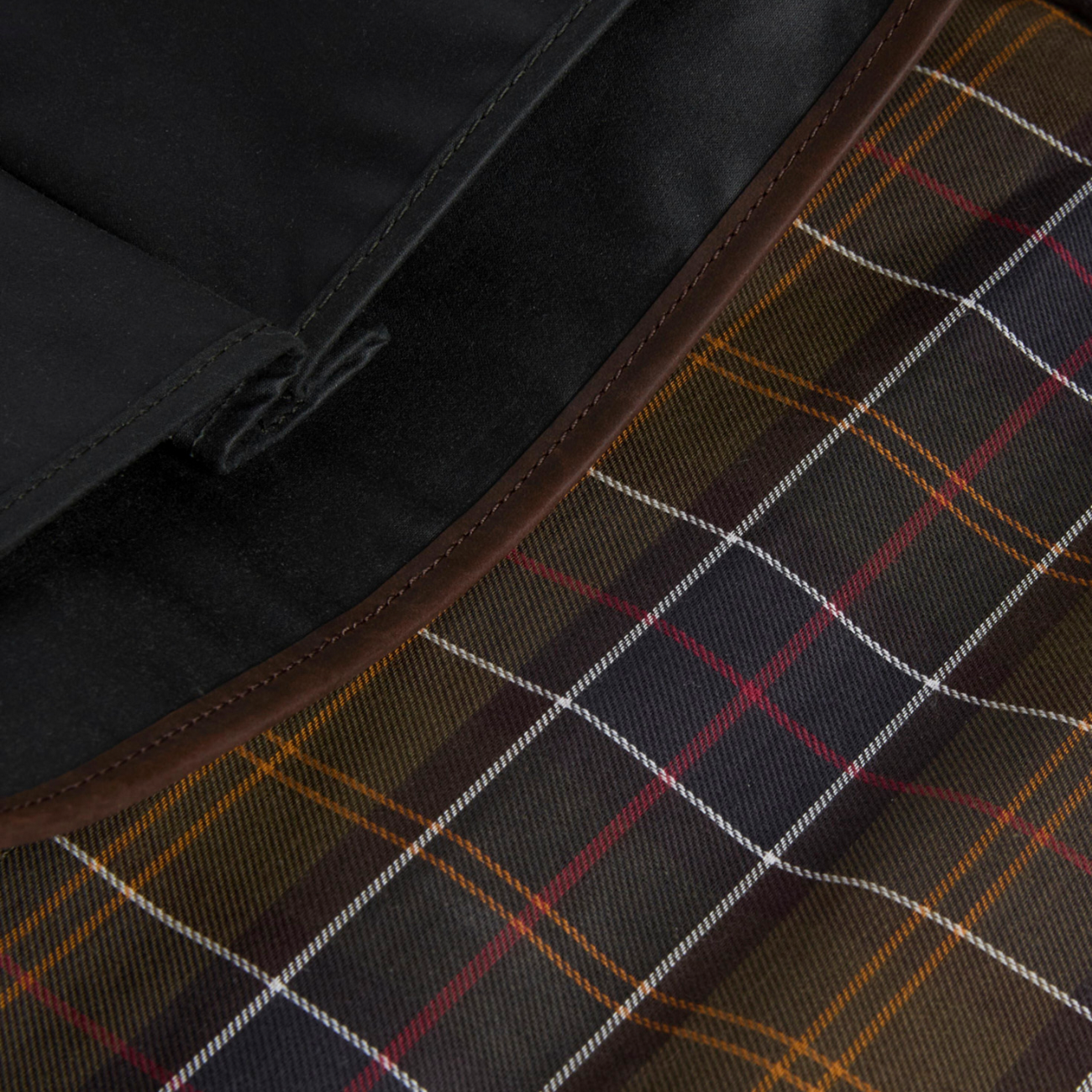 Barbour x A.P.C. Wax Tarras Bag - Dark Sage