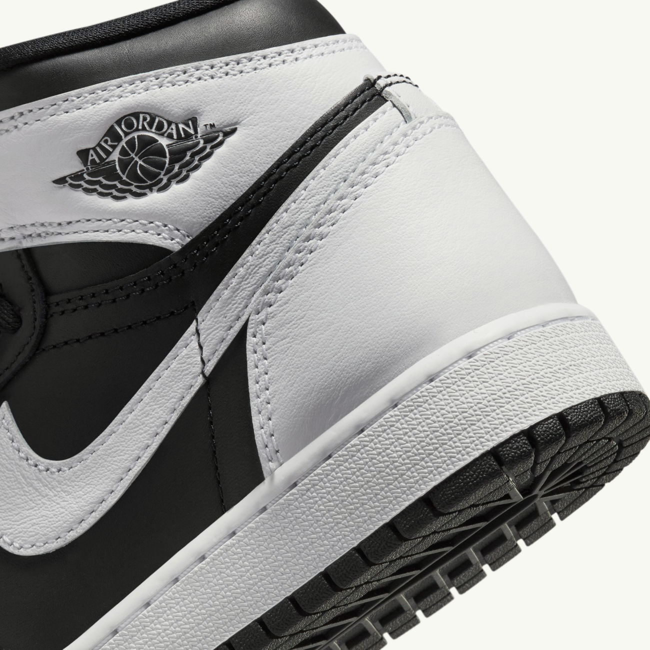 Grade School Air Jordan 1 Retro High OG - 'Reverse Panda'