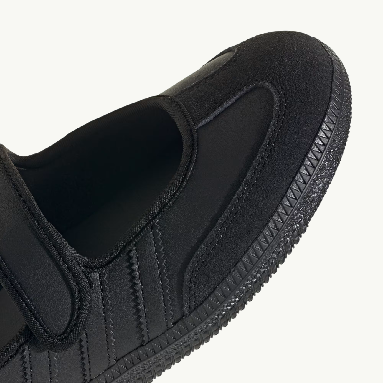Women's Samba Jane - Core Black