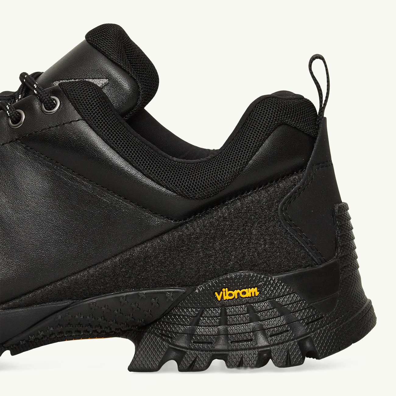 Neal - Black Leather