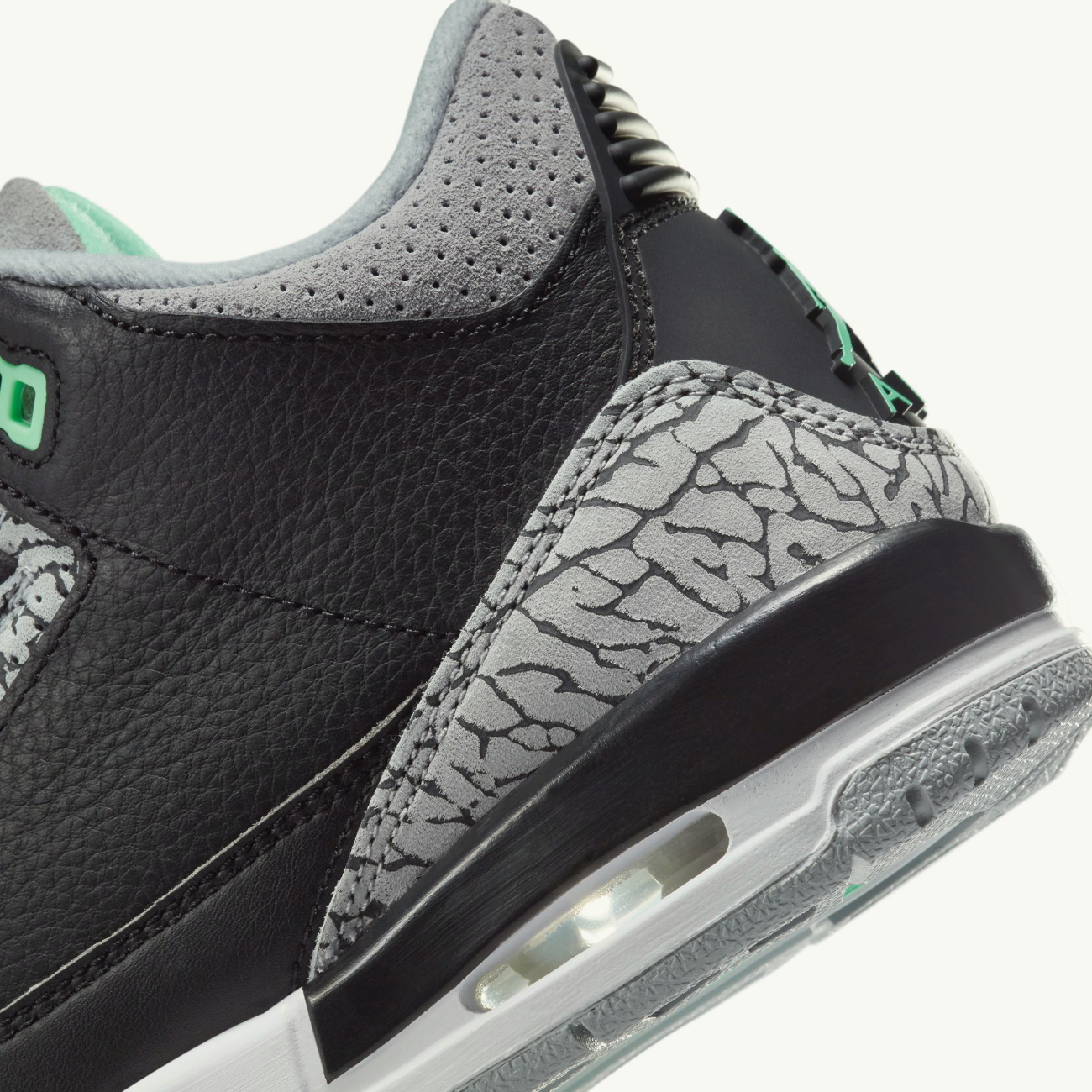 Air Jordan 3 Retro - 'Green Glow'