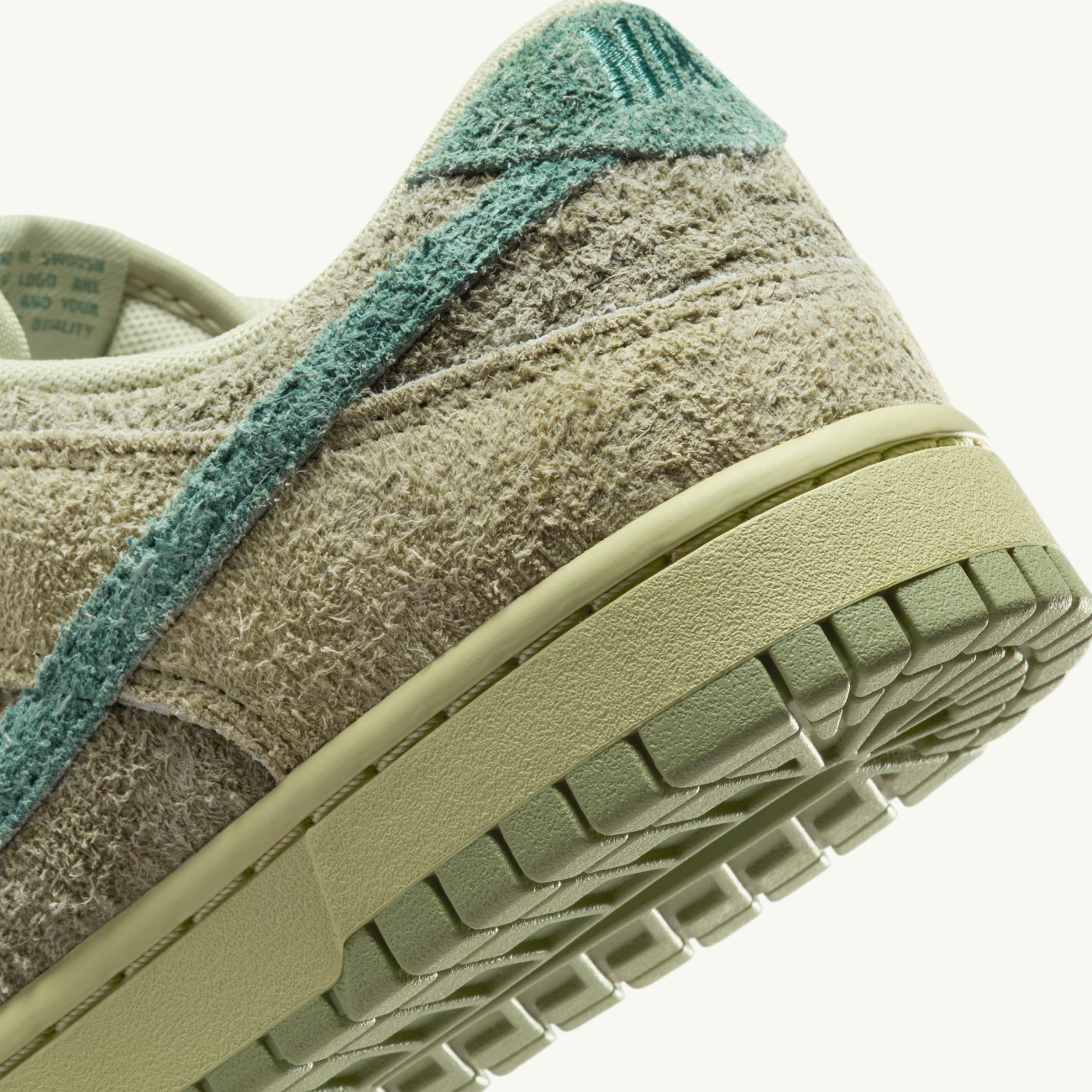 Women's Dunk Low - 'Olive Aura'