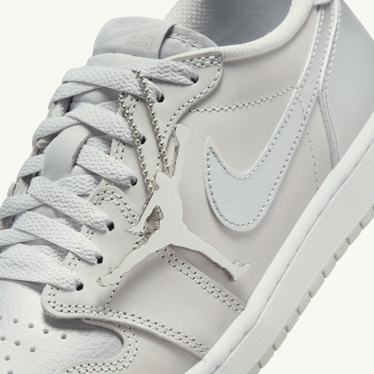 Air Jordan 1 Retro low OG - 'Metallic Silver'